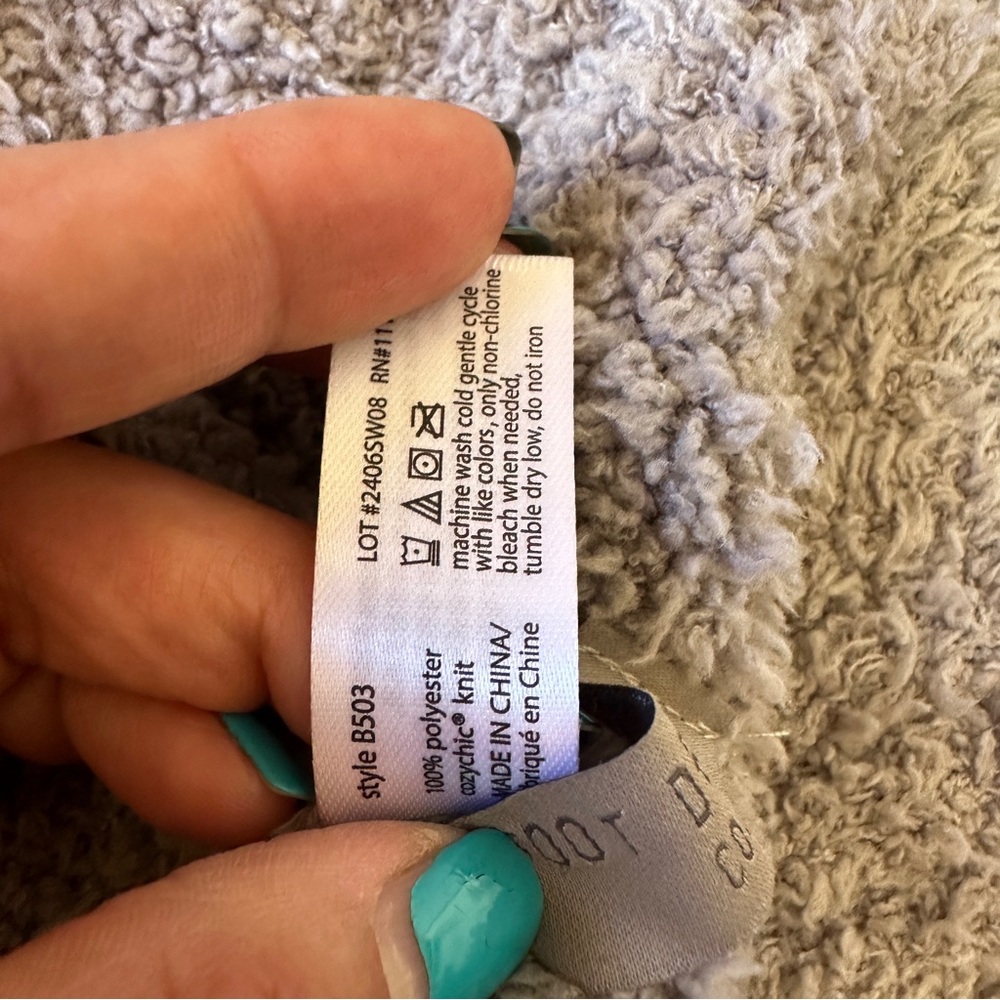 Barefoot Dreams Cozy Chic Blanket Throw super soft Grey - Picture 6 of 6